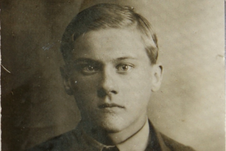 На фото — Плотников Арсений Иванович в 1938 году в Петрозаводске