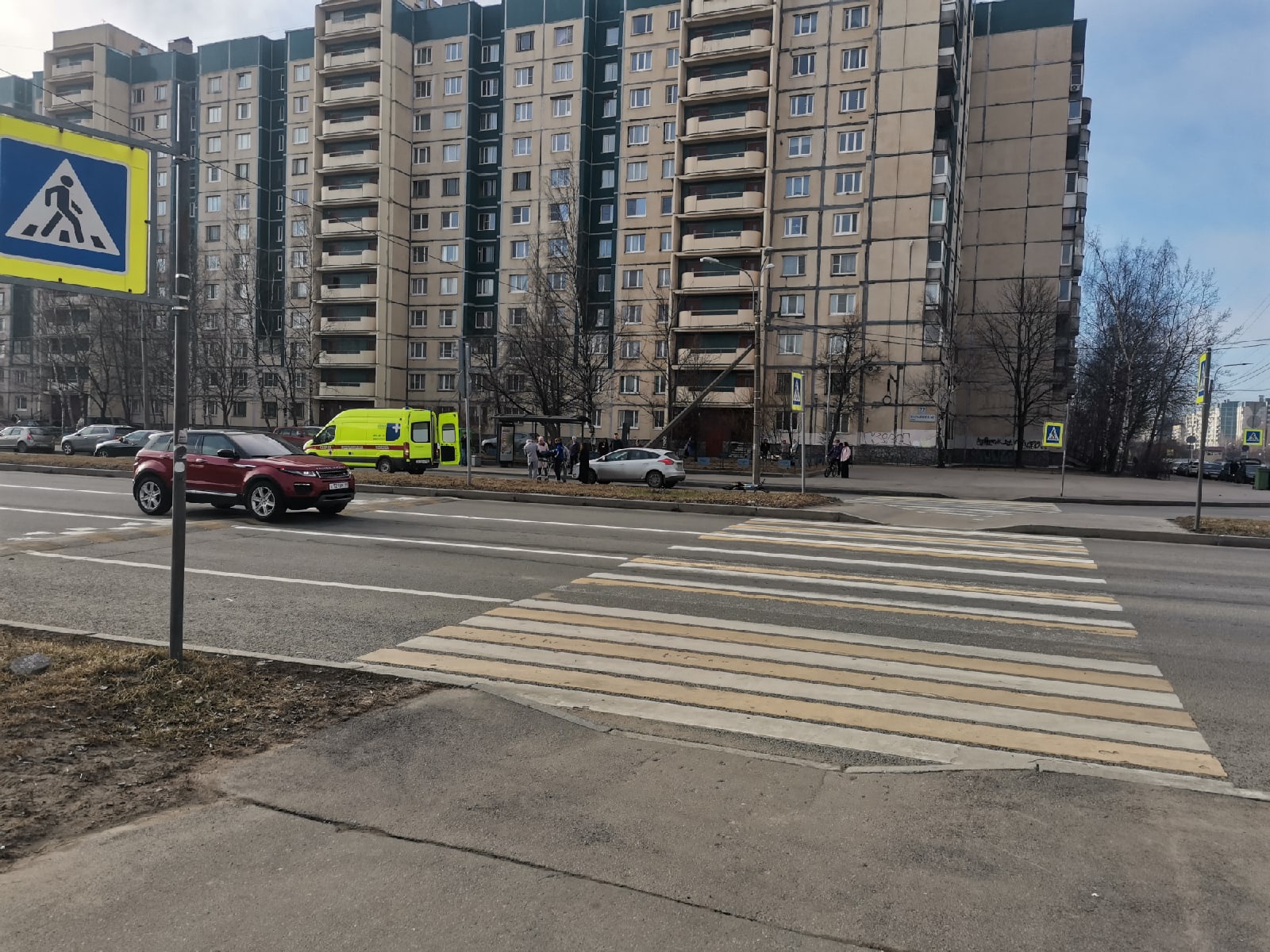 15 апреля спб. Парашютная 15 Санкт-Петербург. Авария на Парашютной улице вчера. Парашютная улица. Авария на Парашютной улице 2020.