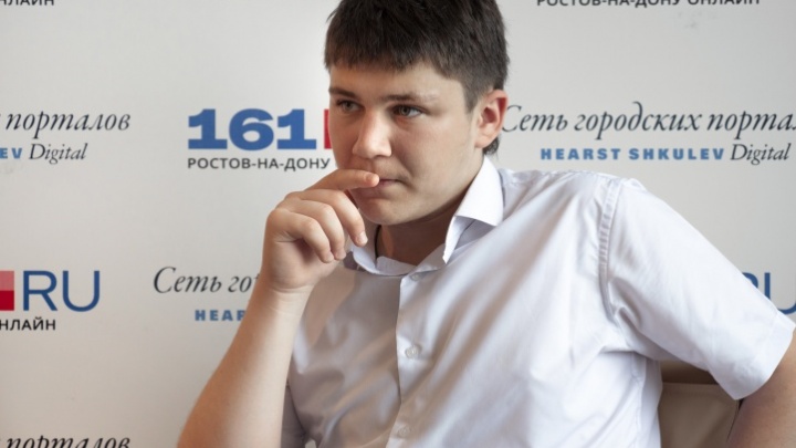 Чтобы рояль поместился в комнату: губернатор подарил 16-летнему пианисту-виртуозу квартиру в Ростове