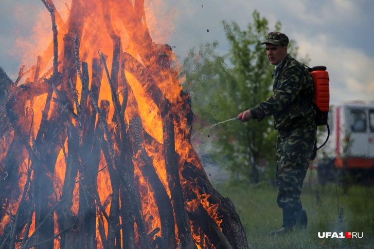 Спасатели Башкирии готовятся к весенне-летнему пожароопасному сезону