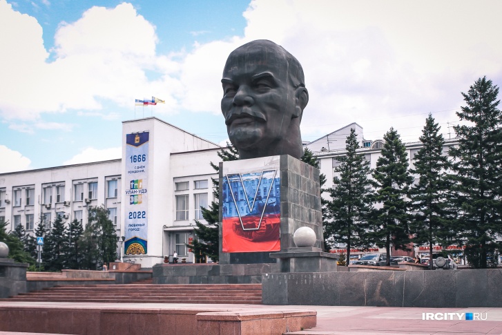 Памятник Владимиру Ленину на площади Советов — главная достопримечательность Улан-Удэ