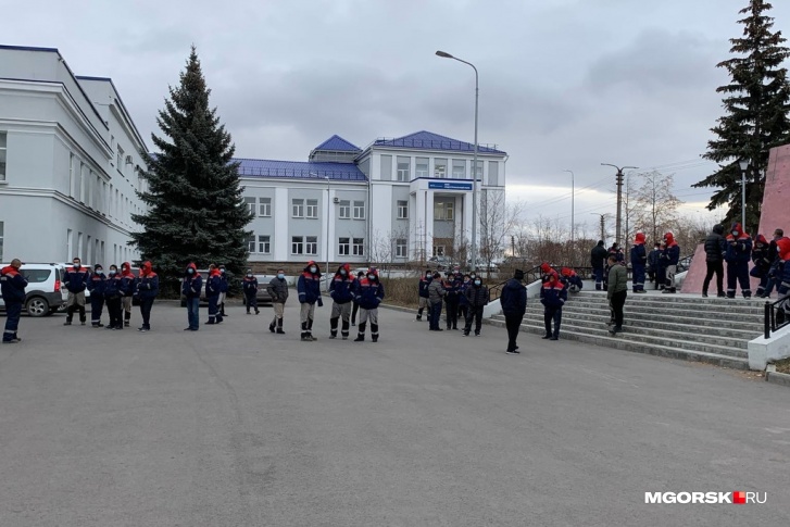 Это митинг китайских рабочих 12 ноября. О происходящем журналистам стало известно из соцсетей Это митинг китайских рабочих 12 ноября. О происходящем журналистам стало известно из соцсетей