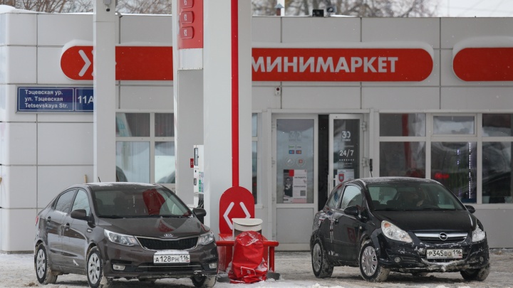 В Татарстане подешевел бензин. Публикуем актуальные цены