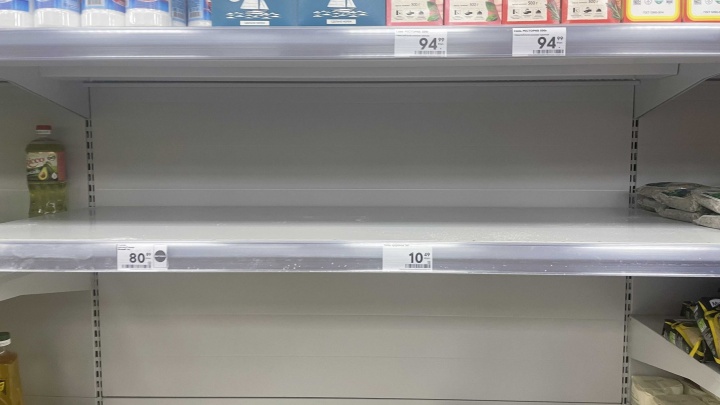 «В последний раз привозили в марте»: с полок магазинов в Ярославле пропадает дешевая соль