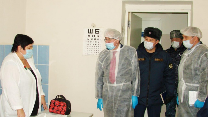 Мало медобследований и повышенная влажность: осужденные женской ИК-32 пожаловались омбудсмену на лечение в стационаре