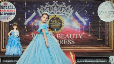 «Даже завтракала в короне»: пятилетняя волгоградка выиграла престижный конкурс красоты
