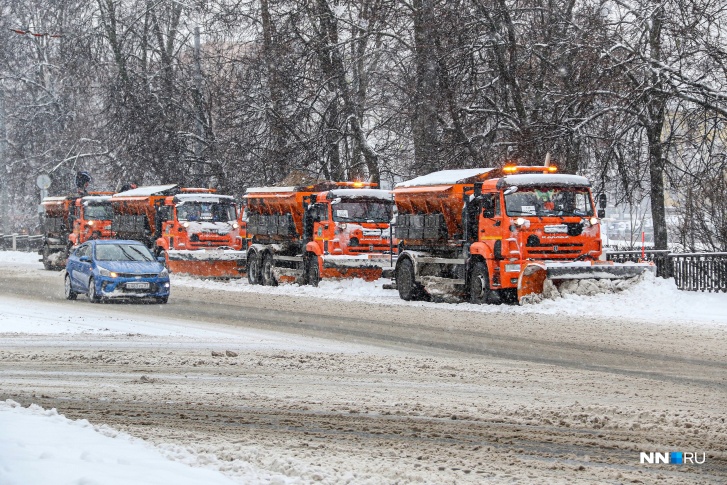 В Нижнем уже два дня снегопад В Нижнем уже два дня снегопад