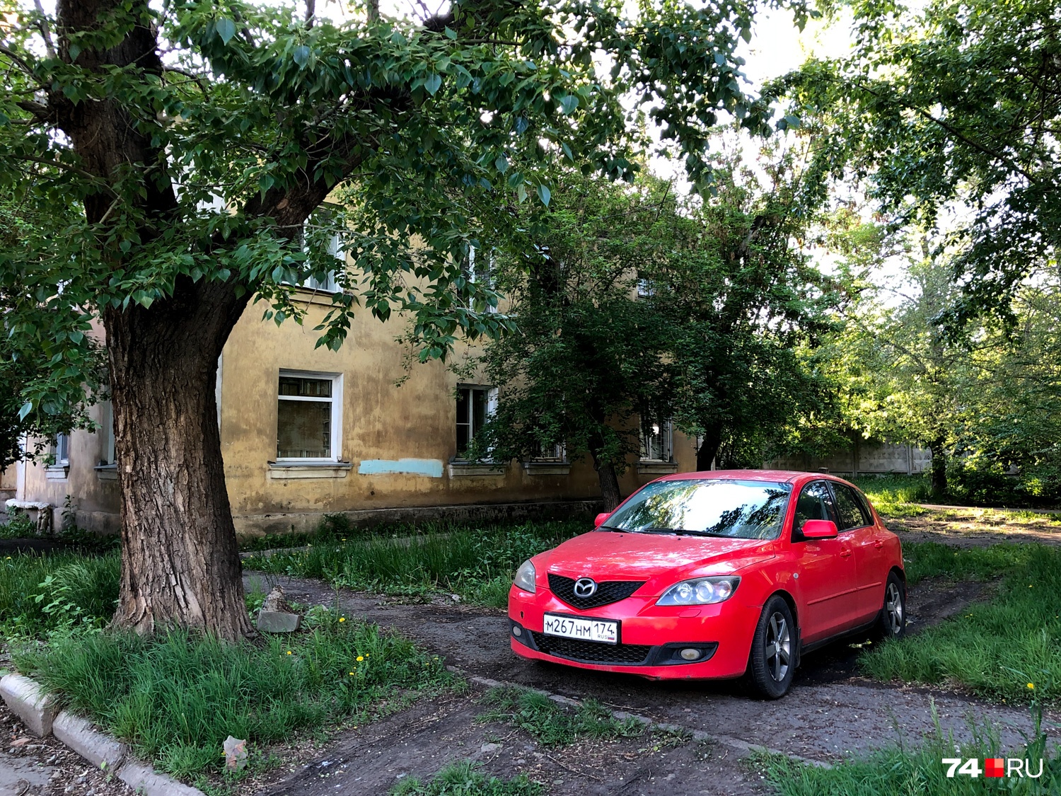 В фоторепортажах про Челябинск будет много машин: на автора давит бремя профдеформации В фоторепортажах про Челябинск будет много машин: на автора давит бремя профдеформации