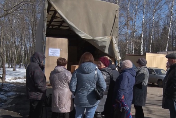 «Спасибо, что по 75 рублей»: власти открыли в Ярославской области сахарные ярмарки