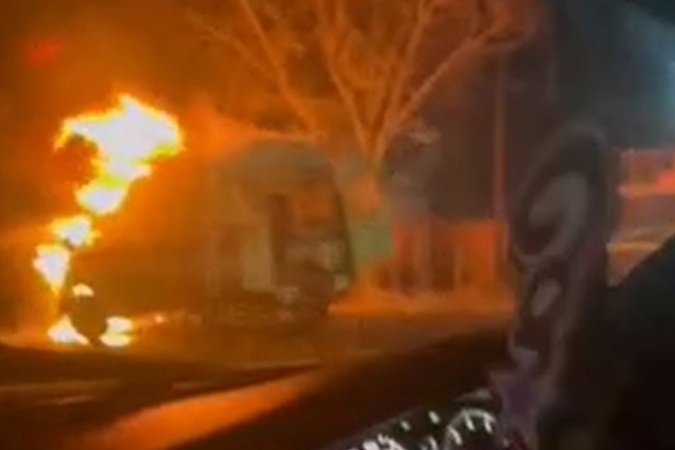 Скорая помощь загорелась на улице Игуменка