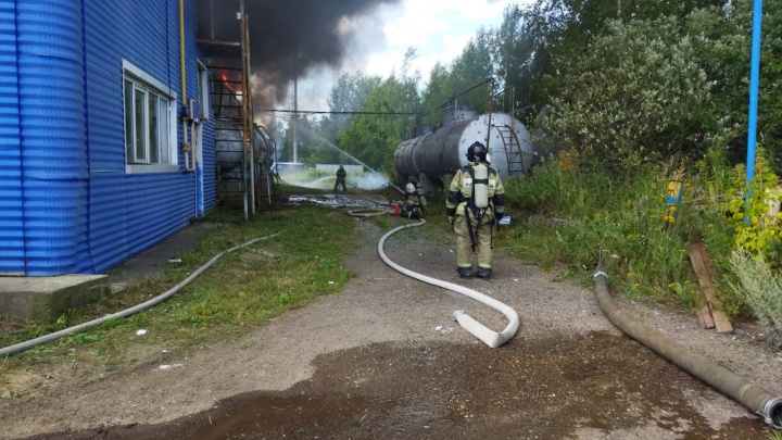 Пожар на складе под Казанью: какие предприятия там находятся и кто ими владеет