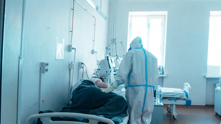 Три человека умерли от коронавируса в Кузбассе за сутки