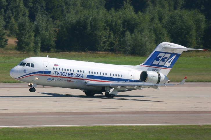 Ту-334 состоял полностью из российских компонентов — в отличие от самолета Sukhoi Superjet 100, но проиграл ему конкуренцию