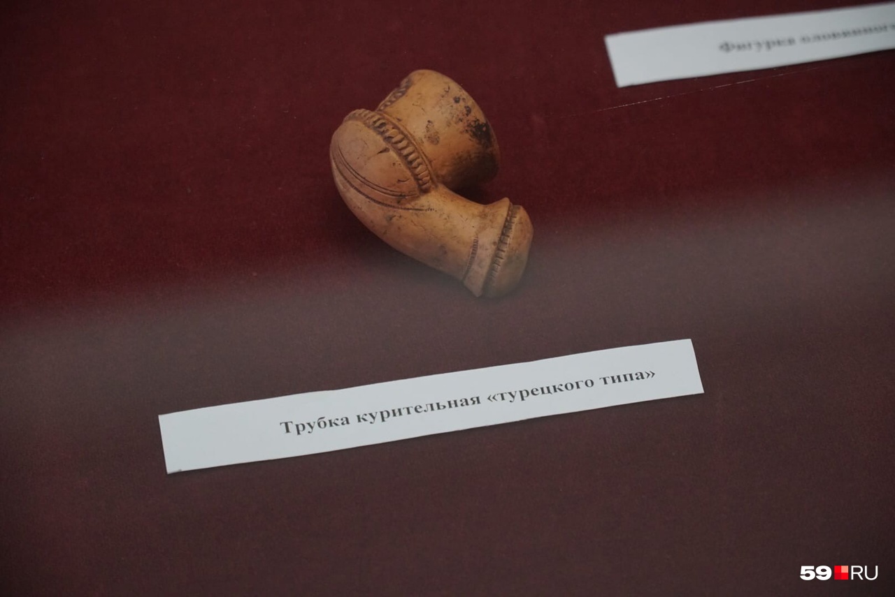 В Пермской художественной галерее выставлены находки, найденные на территории Завода Шпагина осенью В Пермской художественной галерее выставлены находки, найденные на территории Завода Шпагина осенью