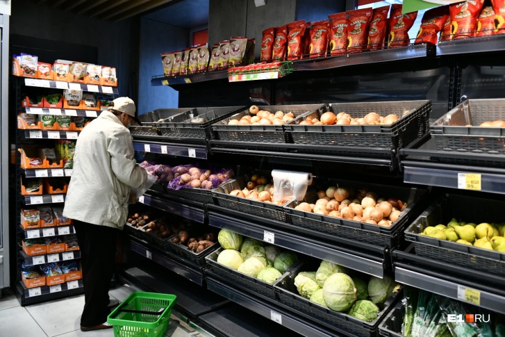 Министр Артем Бахтерев пообещал, что осенью овощи из «борщевого набора» не будут стоить дороже, чем в прошлом году