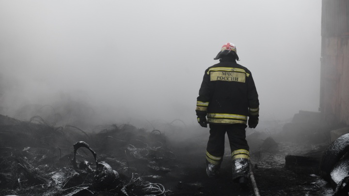 Следователи назвали вероятную причину пожара на Урале, в котором погибли двое детей