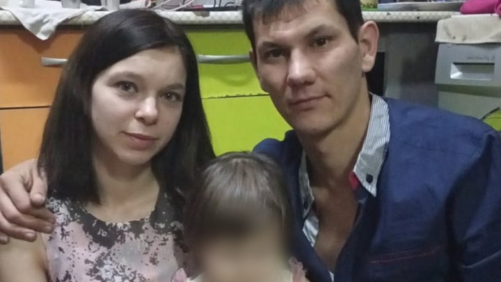 Жителя Челябинской области, смертельно ранившего двухлетнюю дочь, отдали под суд