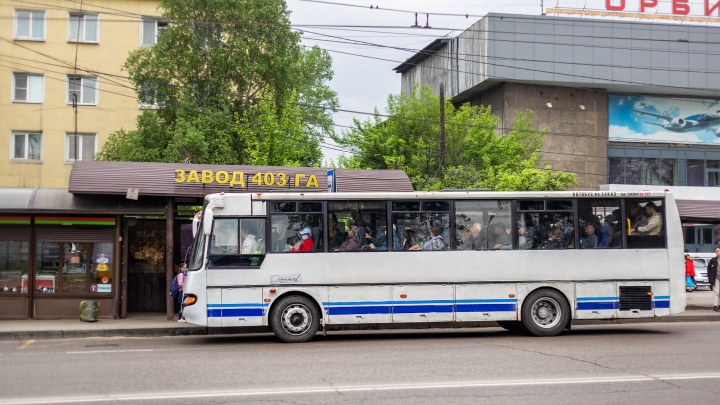 Мэрия Иркутска нашла перевозчиков только для одного маршрута из четырех с начала 2022 года
