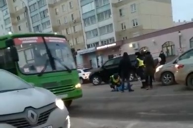 Авария произошла на Зальцмана, 10 Авария произошла на Зальцмана, 10