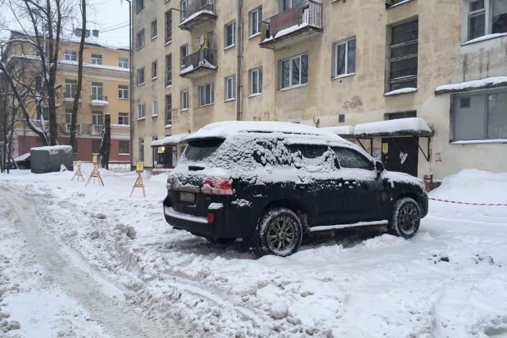 Объявления УК для автовладельцев помогают не всегда Объявления УК для автовладельцев помогают не всегда