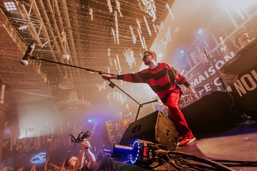 Отрываемся под Noize MC, учимся играть в керлинг и бежим «Лыжню России»: 20 идей, чем заняться в выходные