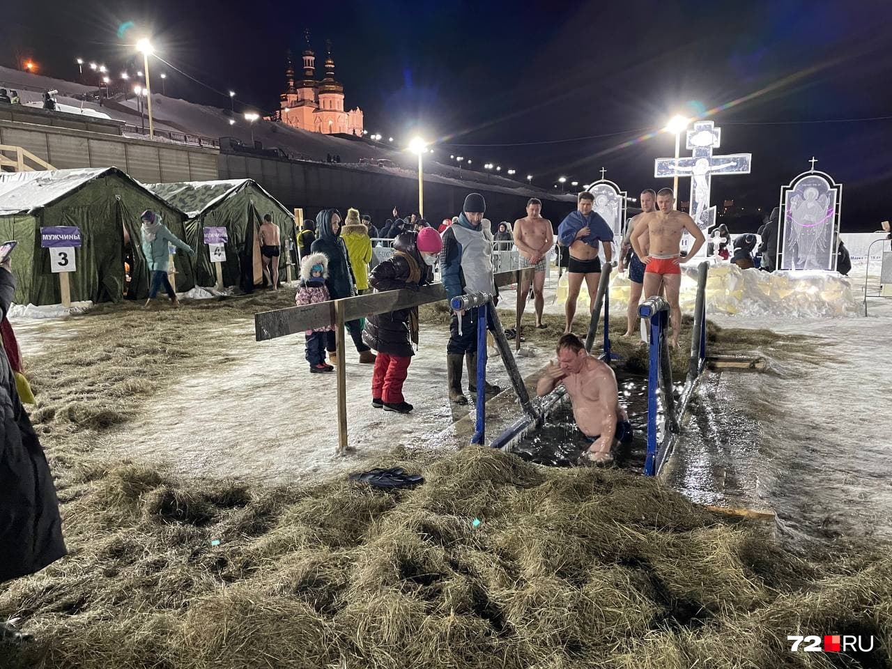 Погода в этом году прекрасная. Самое то для купаний Погода в этом году прекрасная. Самое то для купаний
