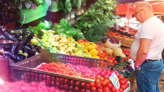 «Дешевле покупать капусту в Иране, чем брать местную»: изучаем, как работают рынки Казани в условиях кризиса