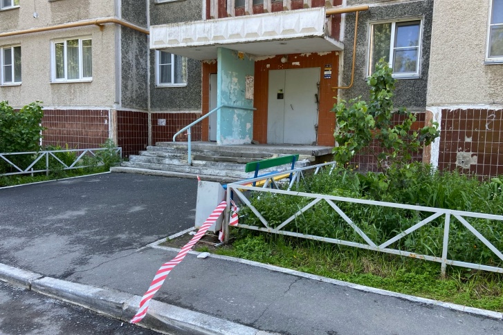 Трагедия произошла в доме на ЧМЗ Трагедия произошла в доме на ЧМЗ