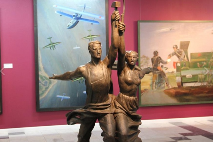 На выставке представлены произведения советского искусства <nobr class="_">20–</nobr><nobr class="_">80-х</nobr> годов XX века