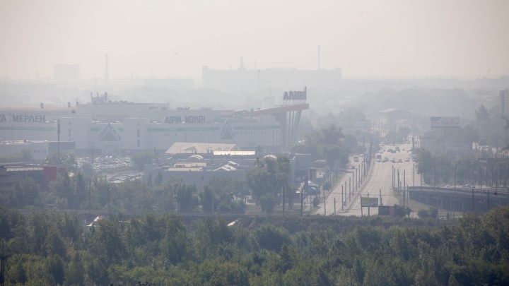 «Невозможно открыть окна»: синоптики продлили предупреждение о смоге в Челябинске