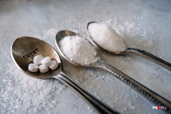 Некоторые сахарозаменители могут быть слаще сахара в 50 раз, но вам от этого не легче