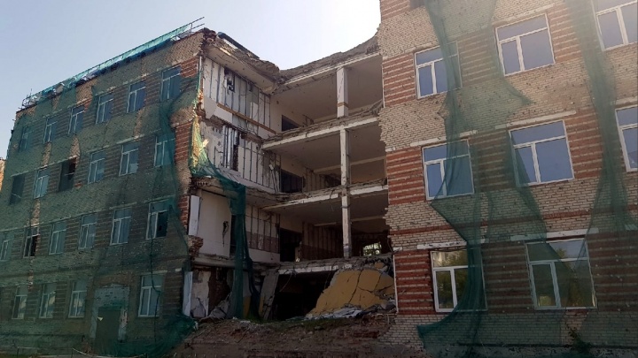 В Омске вынесли приговор по делу об обрушении казармы учебного центра ВДВ и гибели 24 солдат