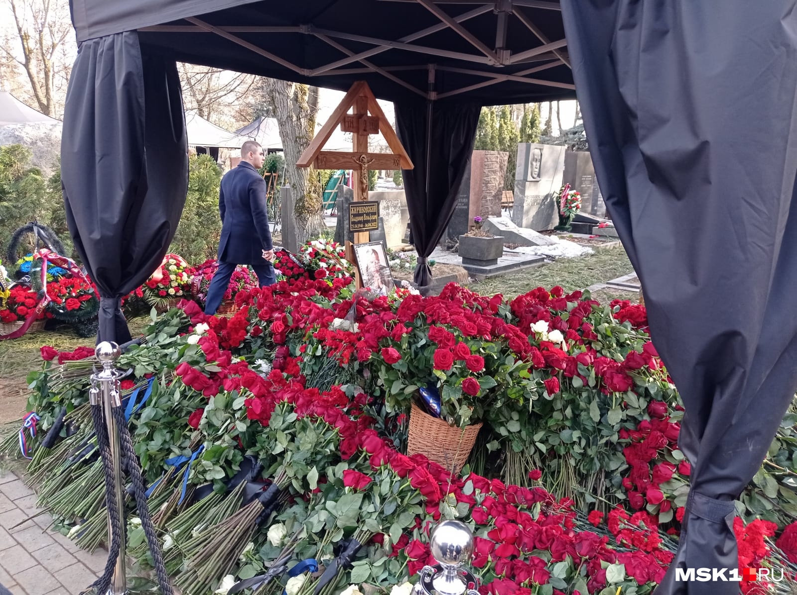 Владимир Жириновский могила