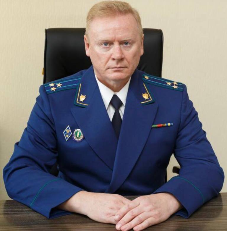 Вячеслав Тиунов заместителем прокурора Челябинской области стал в 2019 году. Родом он из Кемеровской области
