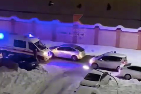 В Краснодаре водитель авто заблокировала проезд скорой помощи
