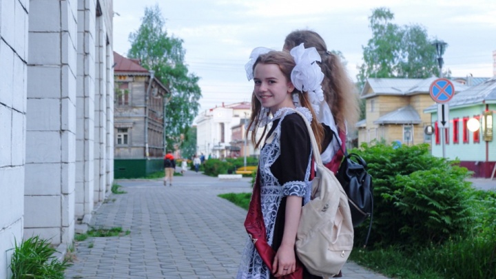 Время сказать урокам «Пока!»: когда в школах Архангельска и Северодвинска пройдут последние звонки