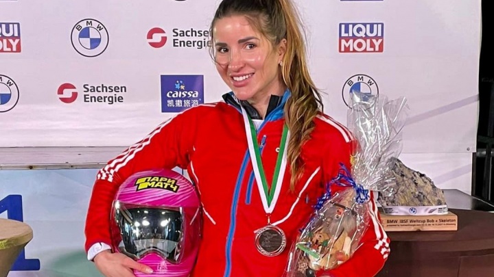 Вошедшая в список самых сексуальных женщин страны красноярка взяла бронзу на этапе Кубка мира по скелетону