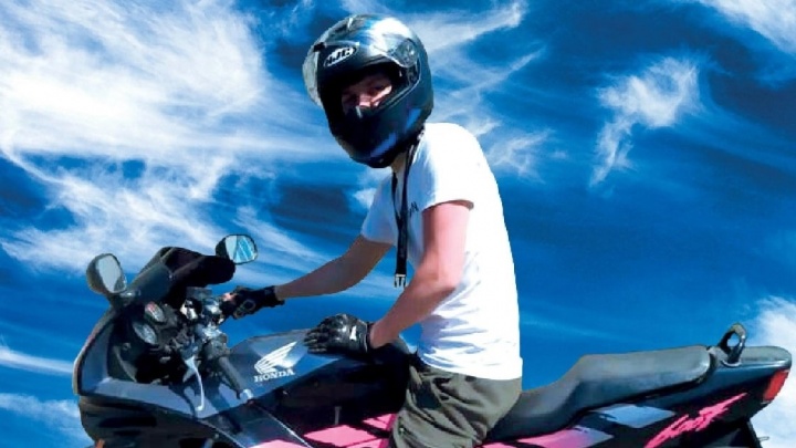 Завтра в Ярославле похоронят 24-летнего мотоциклиста, разбившегося на развязке Юбилейного моста
