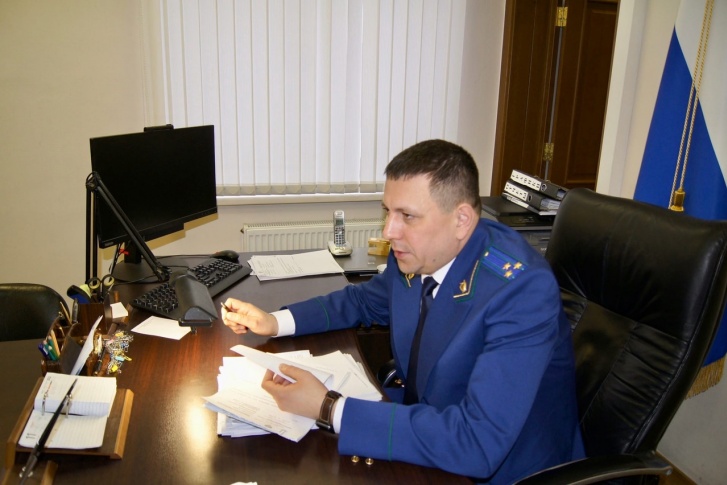 Николай Крынецкий назначен на пост прокурора района чуть больше года назад Николай Крынецкий назначен на пост прокурора района чуть больше года назад