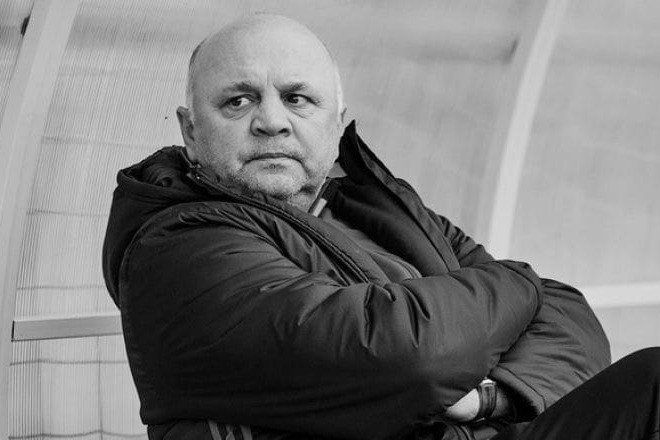 Гамула играл еще за «Ростсельмаш» Гамула играл еще за «Ростсельмаш»