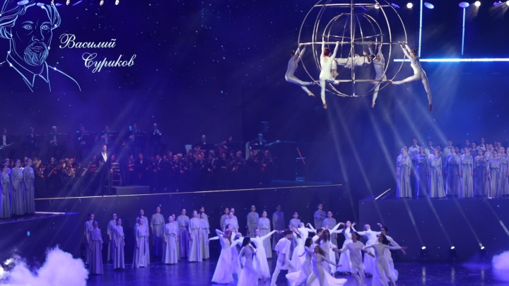 На церемонии открытия XXI молодежных Дельфийских игр России возникла «Вселенная искусства»