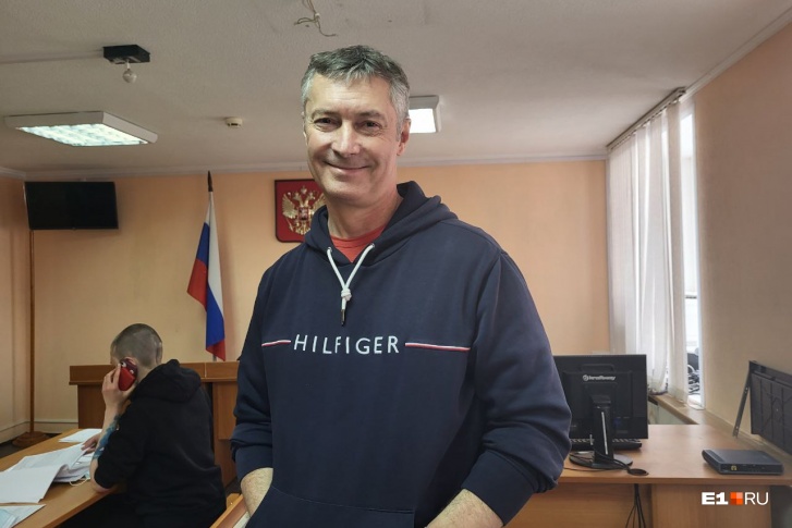 Евгений Ройзман в суде не унывает Евгений Ройзман в суде не унывает