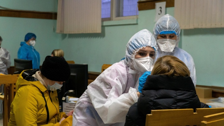 Всё ниже и ниже: в Кузбассе за сутки выявили всего 118 случаев заражения коронавирусом, трое умерли