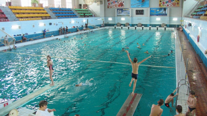 Ректор КГУ развеяла слухи об остановке строительства бассейна в Заозерном
