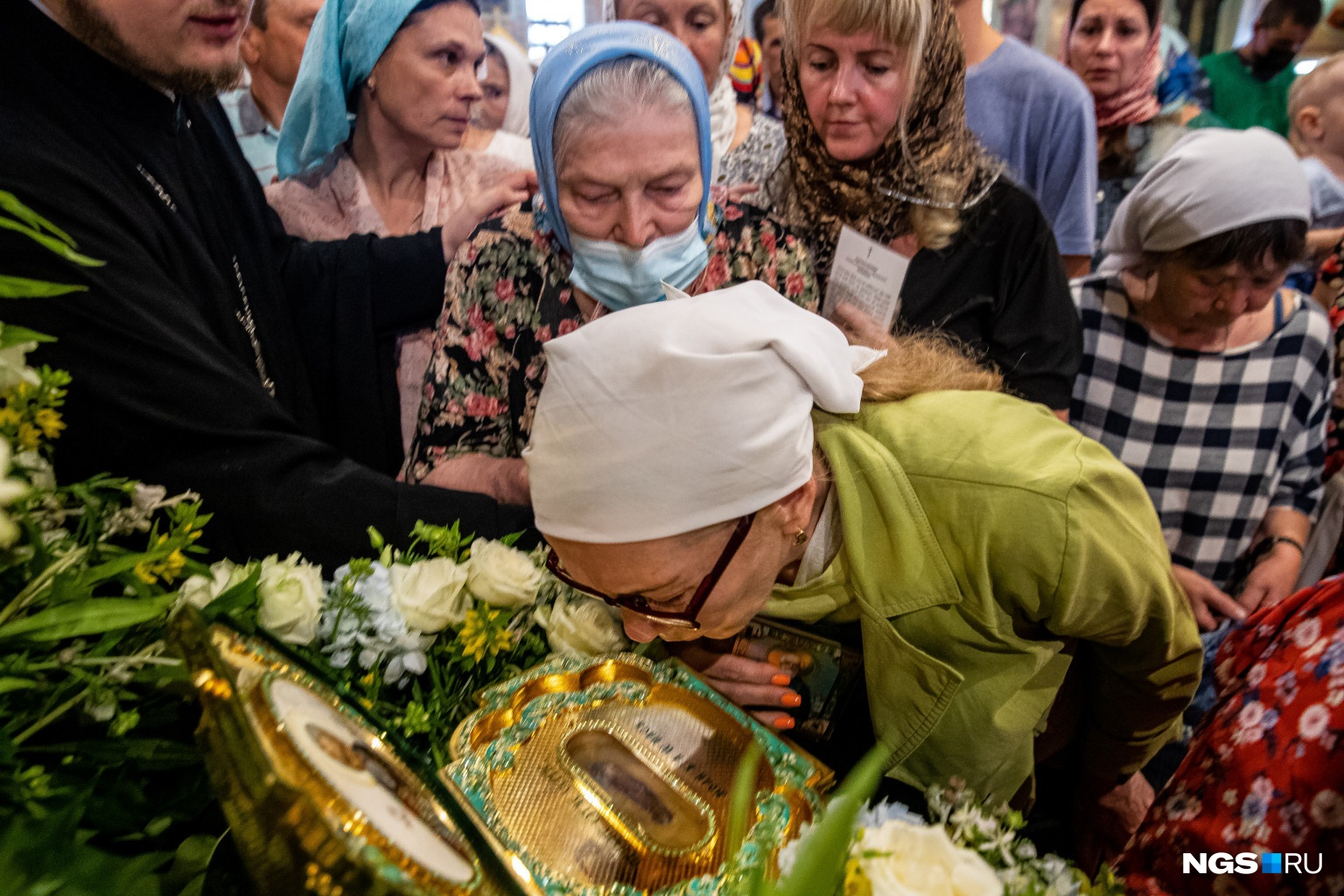 Привезут мощи. Мощи Сергия Радонежского. Храм преподобного Сергия Радонежского Куликова. Воскресенский собор Новосибирск.