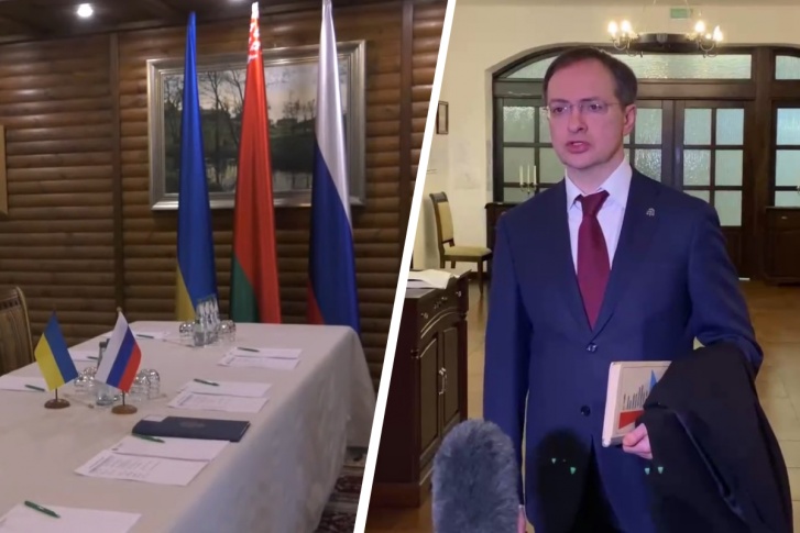 Владимир Мединский возглавляет российских дипломатов на переговорах Владимир Мединский возглавляет российских дипломатов на переговорах