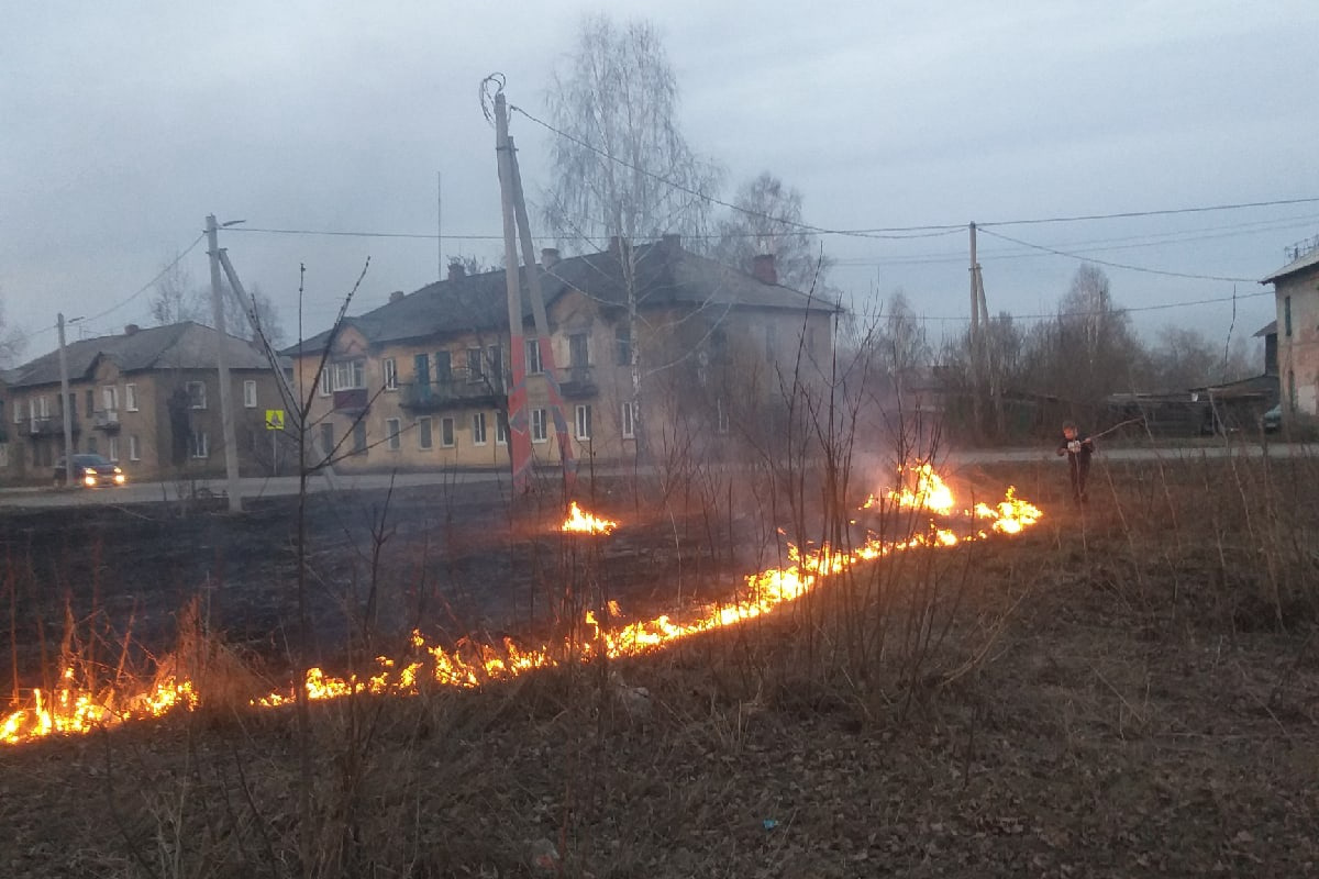 Пожар на Красной Горке в Прокопьевске