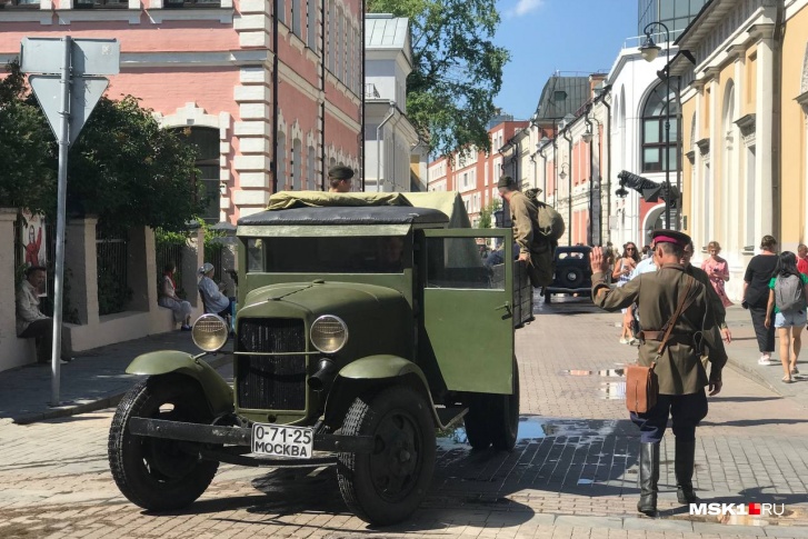 Старая военная техника в центре Москвы Старая военная техника в центре Москвы