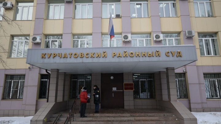 Суд вернул в прокуратуру дело ОПГ, задержание которой закончилось стрельбой в центре Челябинска