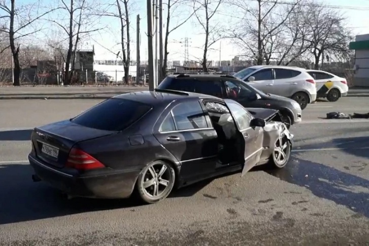 Водитель черного Mercedes уже попадался на вождении в нетрезвом виде Водитель черного Mercedes уже попадался на вождении в нетрезвом виде